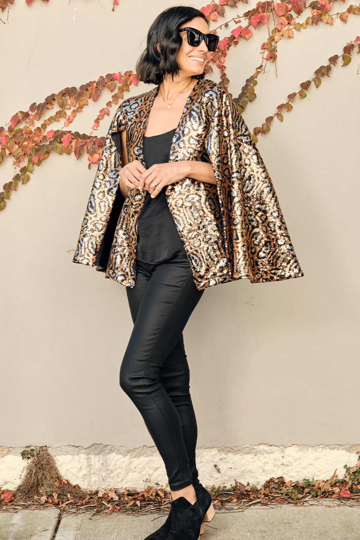 Clearance Alexandra Cape Capes & Kaftans