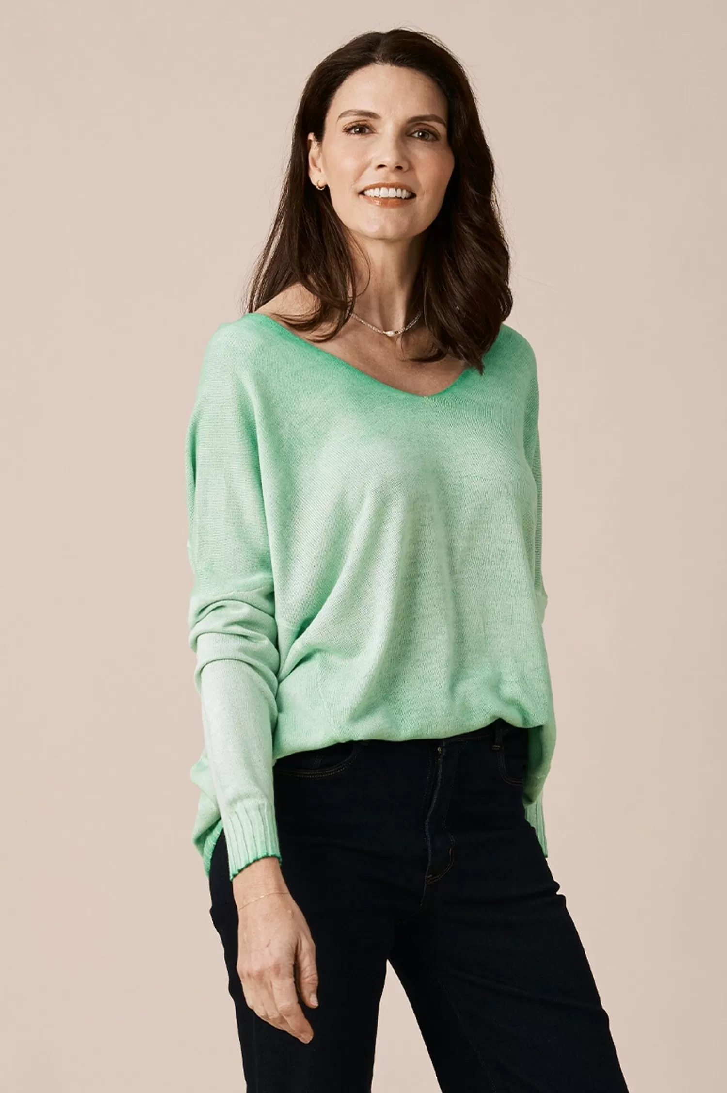 Best Sale Avery V-Neck Jumper Green Knitwear