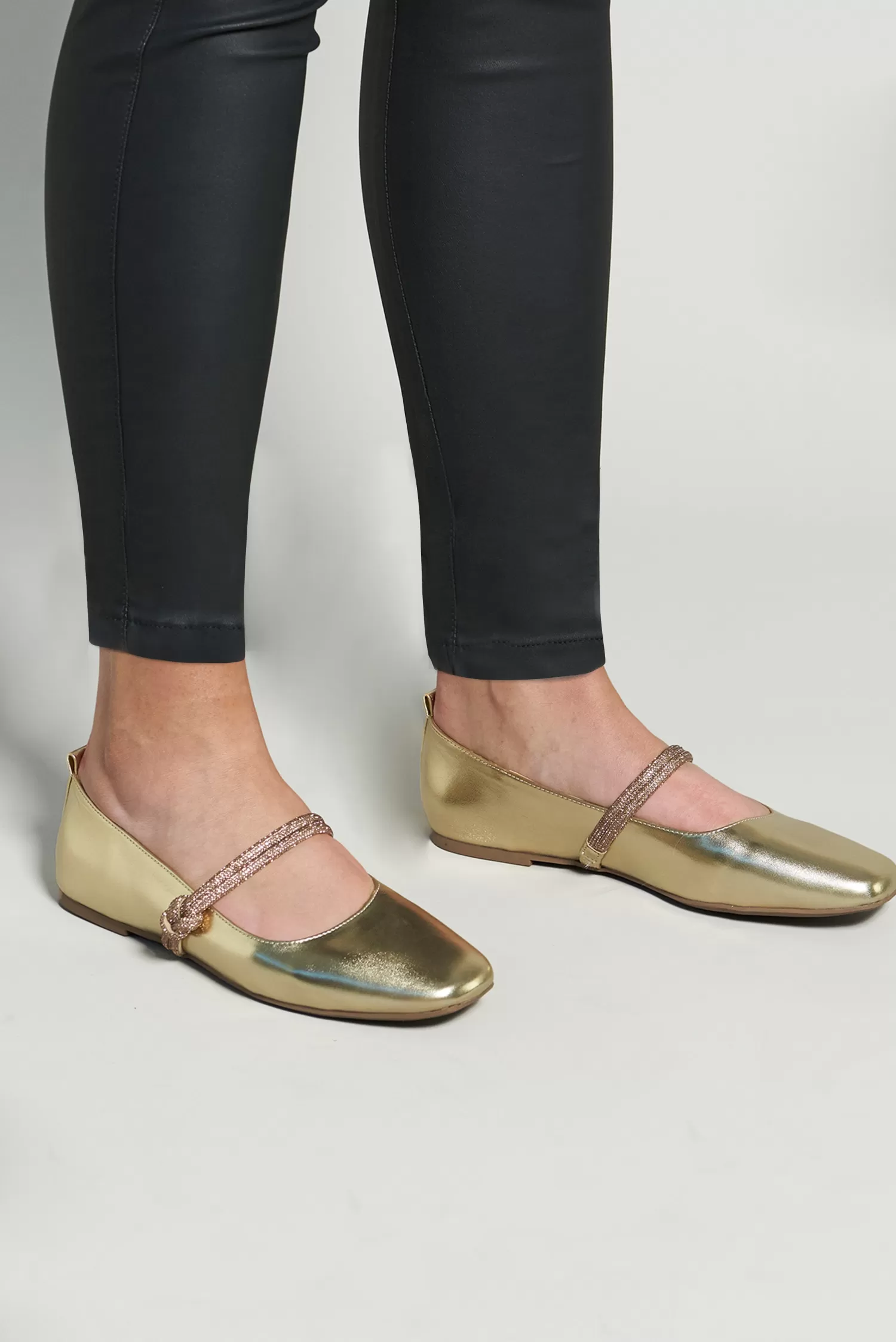 Cheap Elara Ballet Flats Gold Flats & Loafers