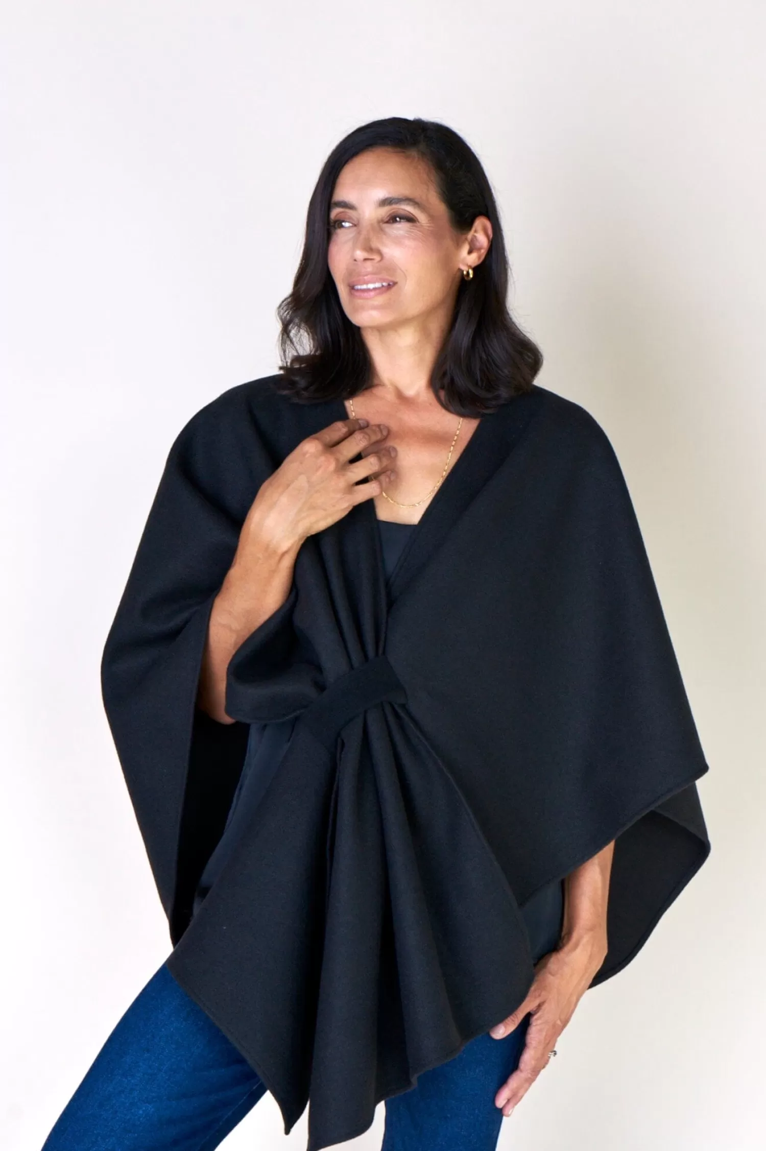 Online Grace Cape Black Jackets | Capes & Kaftans