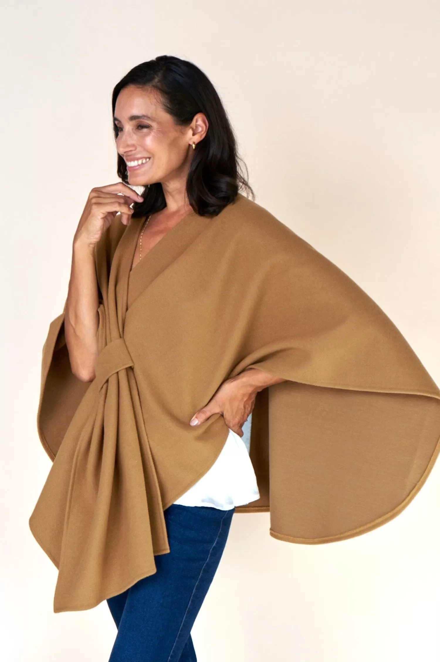 Discount Grace Cape Champagne Capes & Kaftans