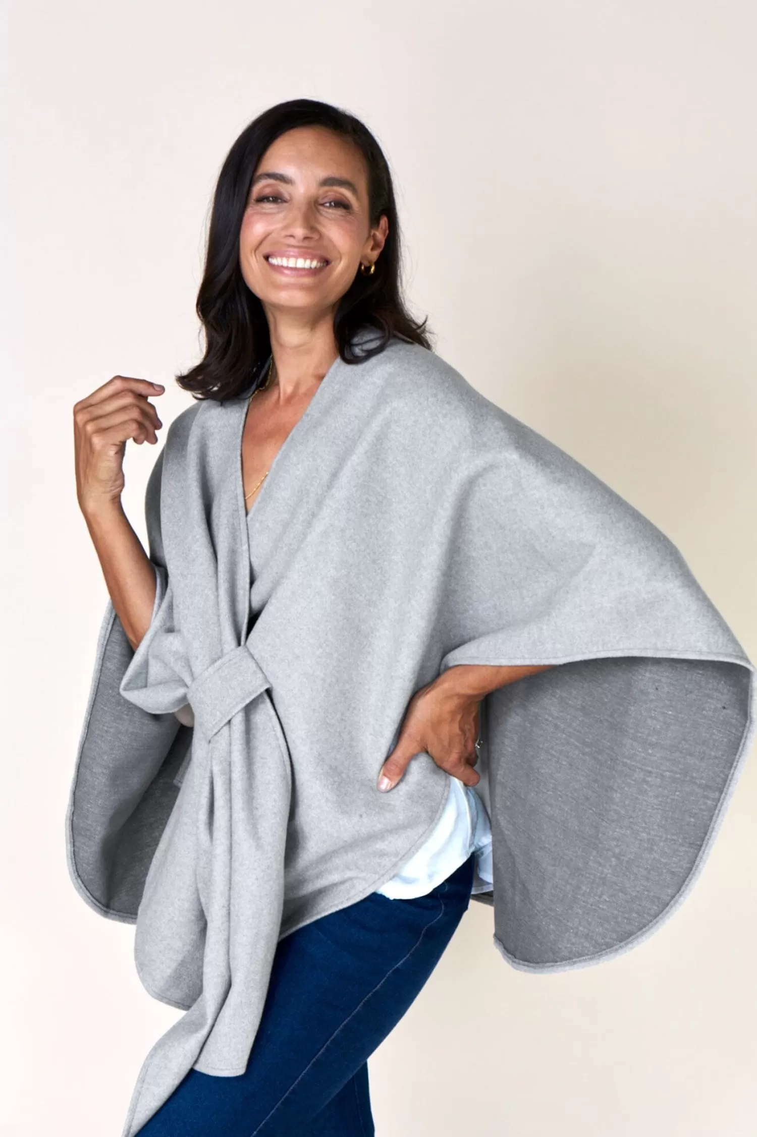 Store Grace Cape Light Grey Jackets | Capes & Kaftans