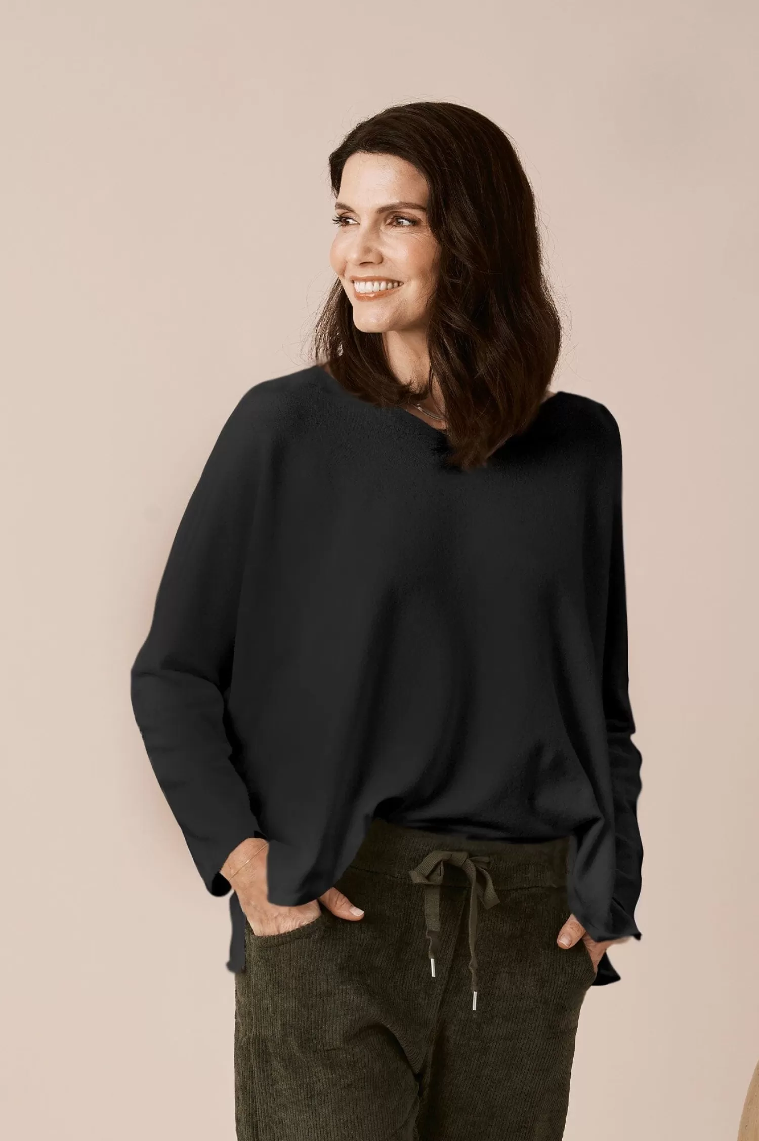 Online Jayda V-Neck Jumper Black Knitwear