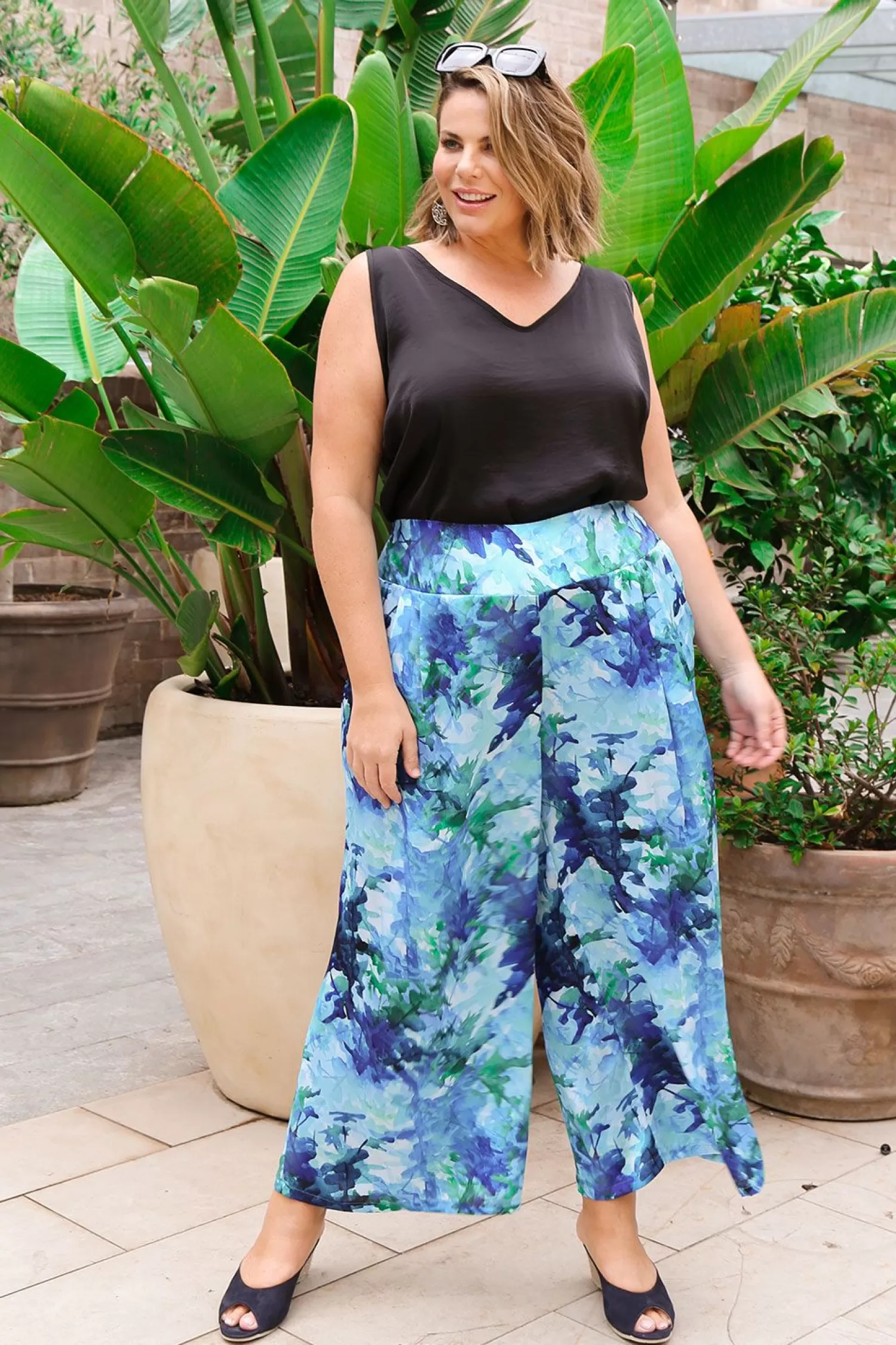 Best Laila Wide Pants Navy Pants