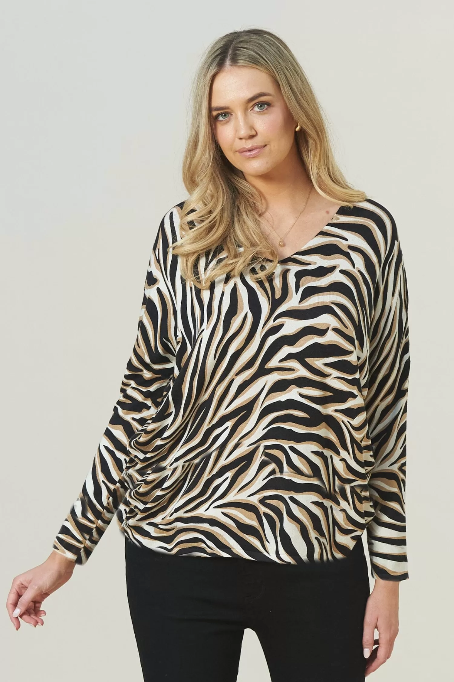 Hot Lyra Print Jumper Knitwear