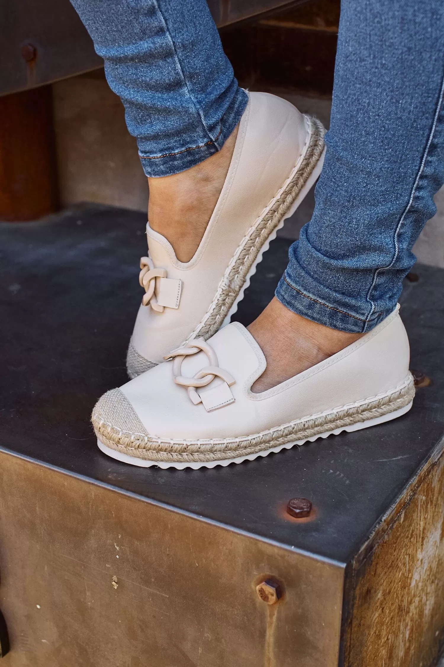 Fashion Melissa Loafers Cream Flats & Loafers