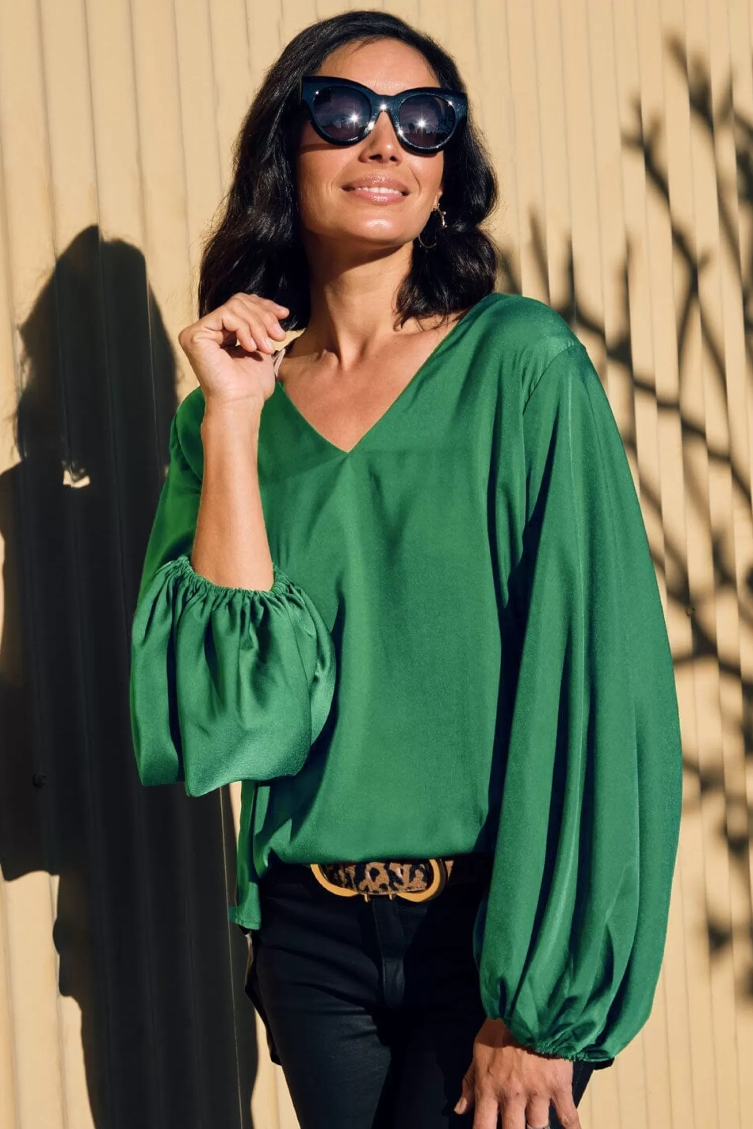 Best Sale Sovana V-Neck Long Sleeve Top Emerald Sovana Tops | Long Sleeve