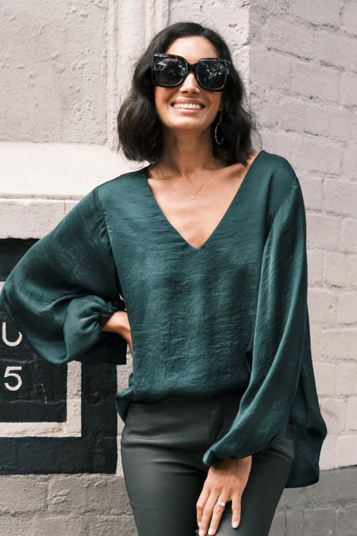 Fashion Sovana V-Neck Long Sleeve Top Forest Green Sovana Tops | Long Sleeve