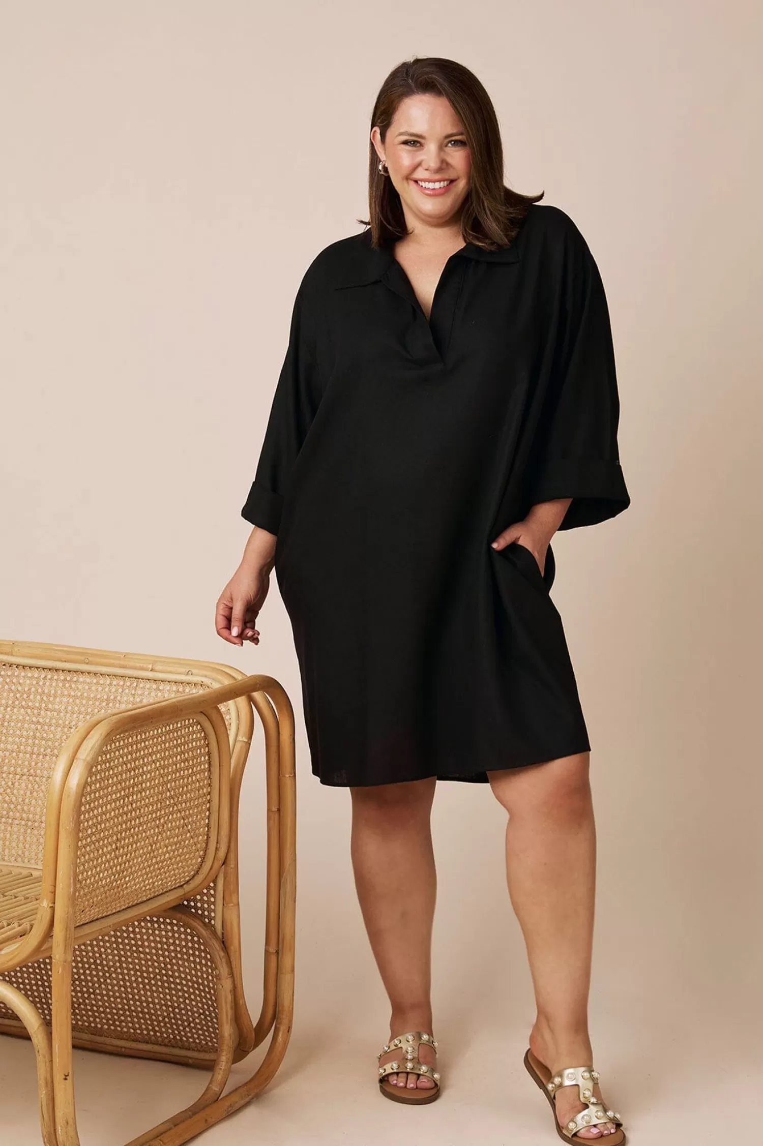 Store Tara Tunic Black Long Sleeve